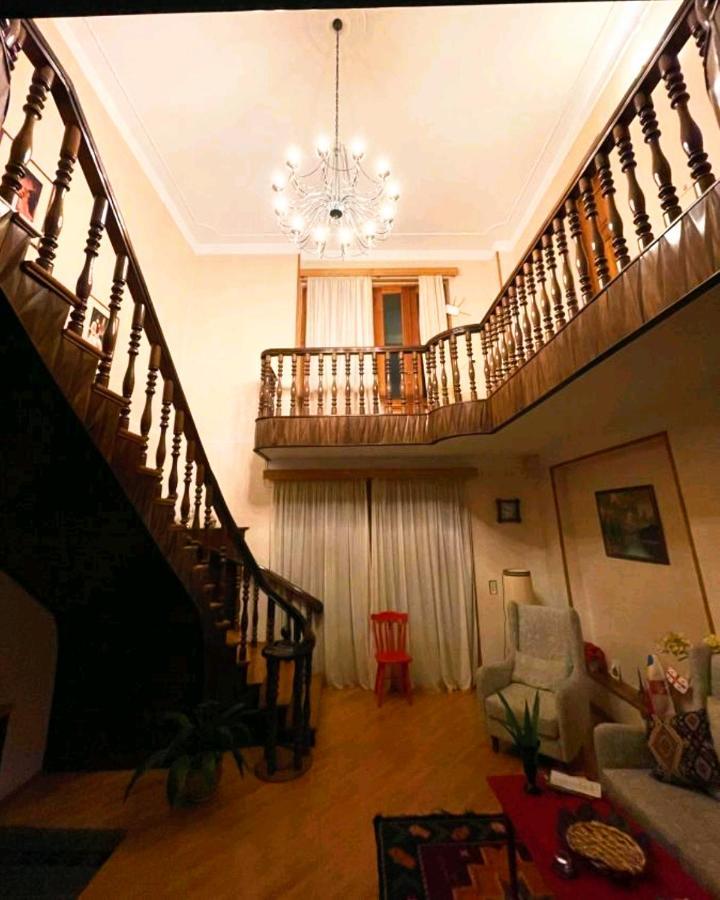 Hotel Omsi House à Telavi Extérieur photo