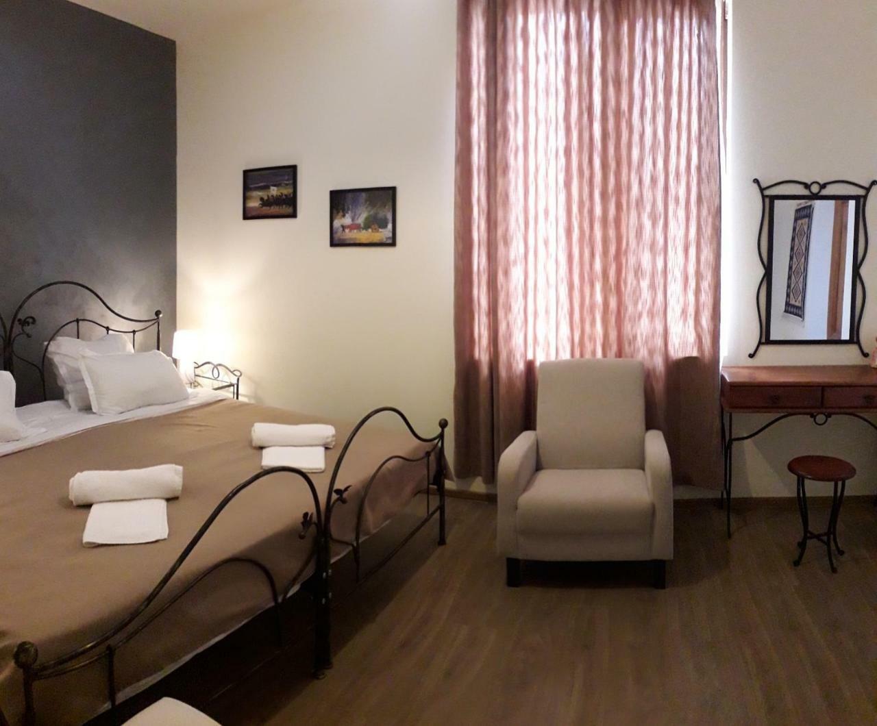 Hotel Omsi House à Telavi Extérieur photo